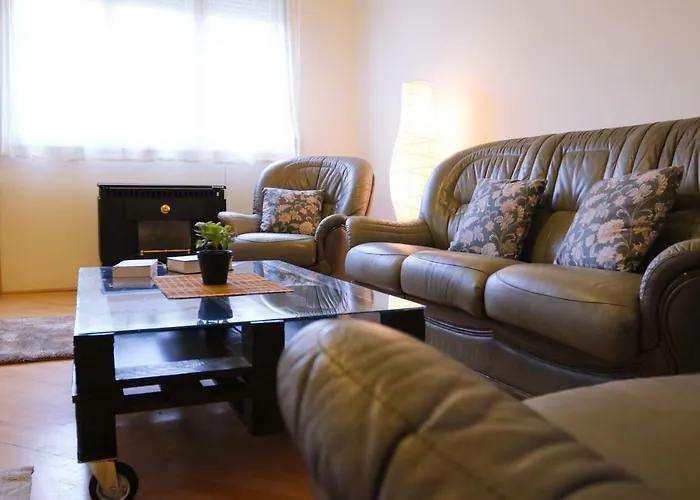 Διαμέρισμα Palace - Minaret, Έγκερ